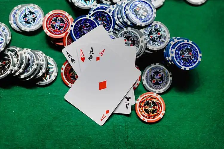 Tampilan aplikasi mobile pade123 untuk akses sportsbook dan kasino di Indonesia